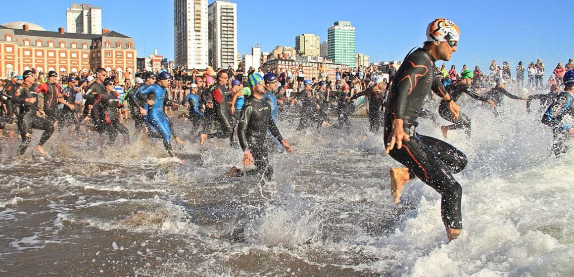 Mar del Plata: Triatlón Internacional y el Comienzo de la Temporada de Surf en Marzo de 2025