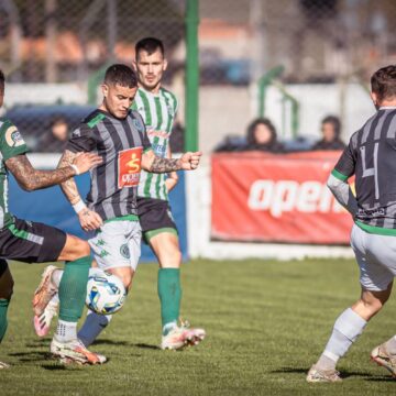 Kimberley no pudo con Germinal: empató 0 a 0 y desperdició un penal clave en casa