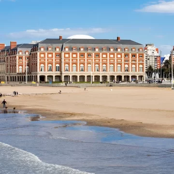 Buen arranque del verano: la ocupación hotelera supera el 70% en Mar del Plata para Año Nuevo