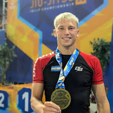 Joven marplatense compite por ser el mejor cinturón negro de habla hispana