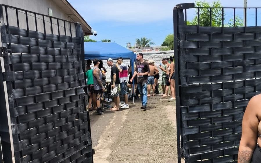 Año nuevo con operativo: desarticulan una fiesta clandestina con más de 400 personas en la zona norte