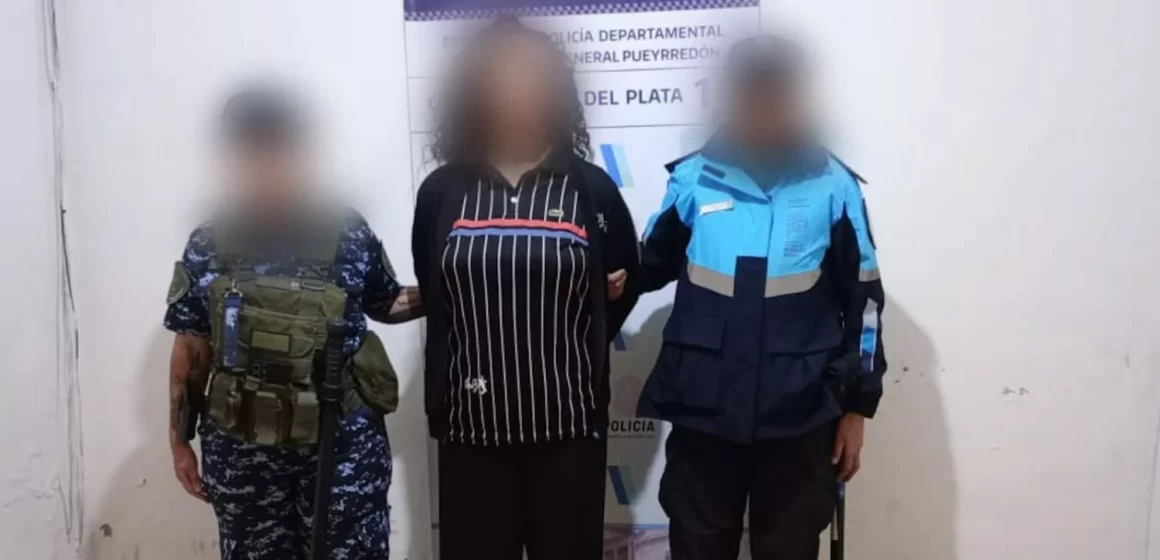 Atraparon a “mecheras” robando zapatillas, ojotas y medias en local céntrico