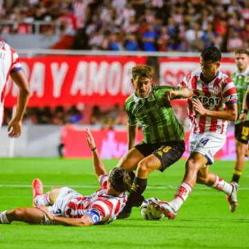 El Tiburón cayó 1-0 ante Unión y sigue sin levantar cabeza en el Apertura 2026