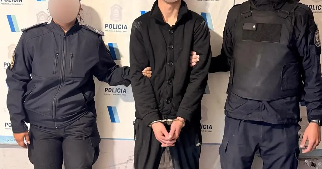 Simuló ser pasajero, asaltó a un taxista con un arma y terminó detenido