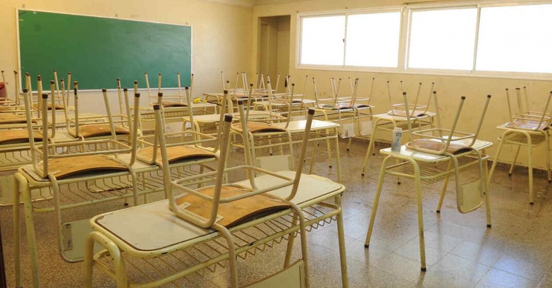 bacno escuela Mar del Plata: descontarán el día a docentes municipales que adhirieron al paro