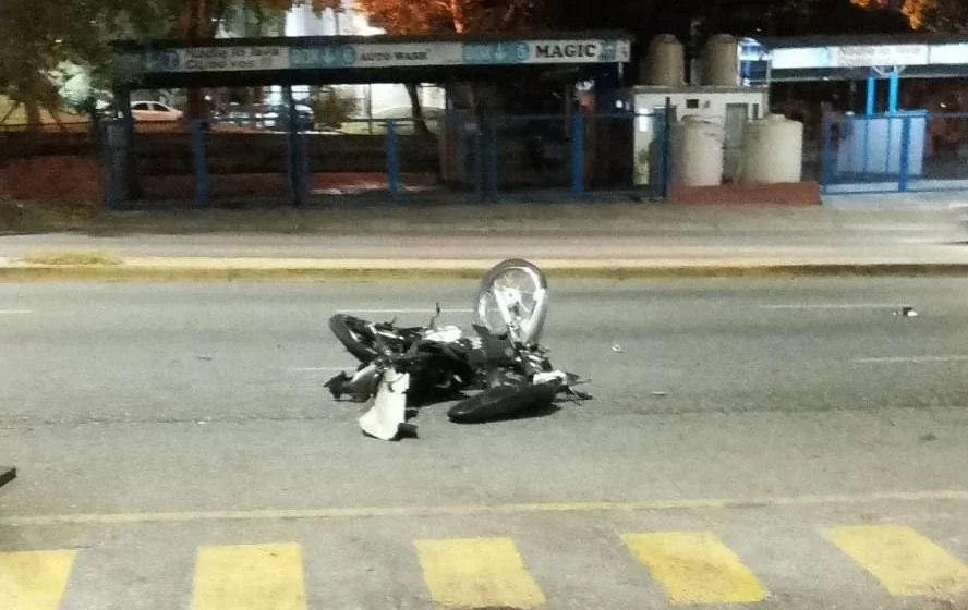 Fatal accidente en el que murió un motociclista en la avenida Juan B. Justo