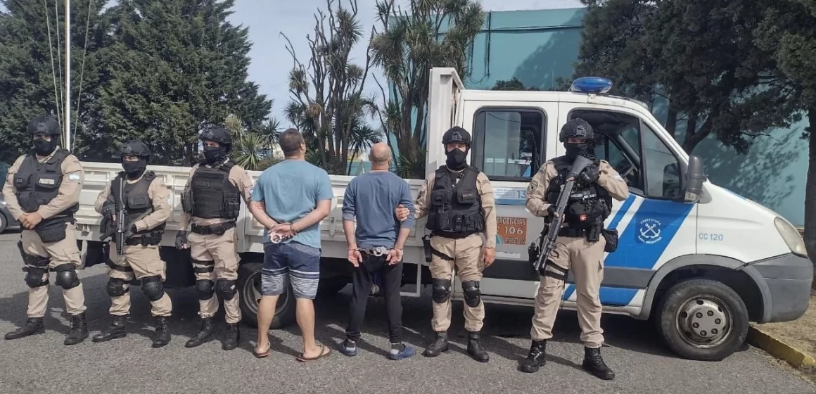 villa lourdes Tres detenidos tras allanamientos por narcotráfico: secuestran millones, drogas y armas en la ciudad