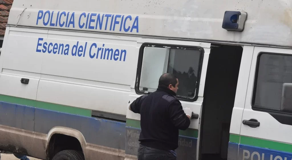 Asesinaron a un hombre de dos puñaladas en el barrio Juramento