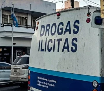 Megaoperativo antidrogas: secuestran armas, vehículos y una plantación masiva de cannabis