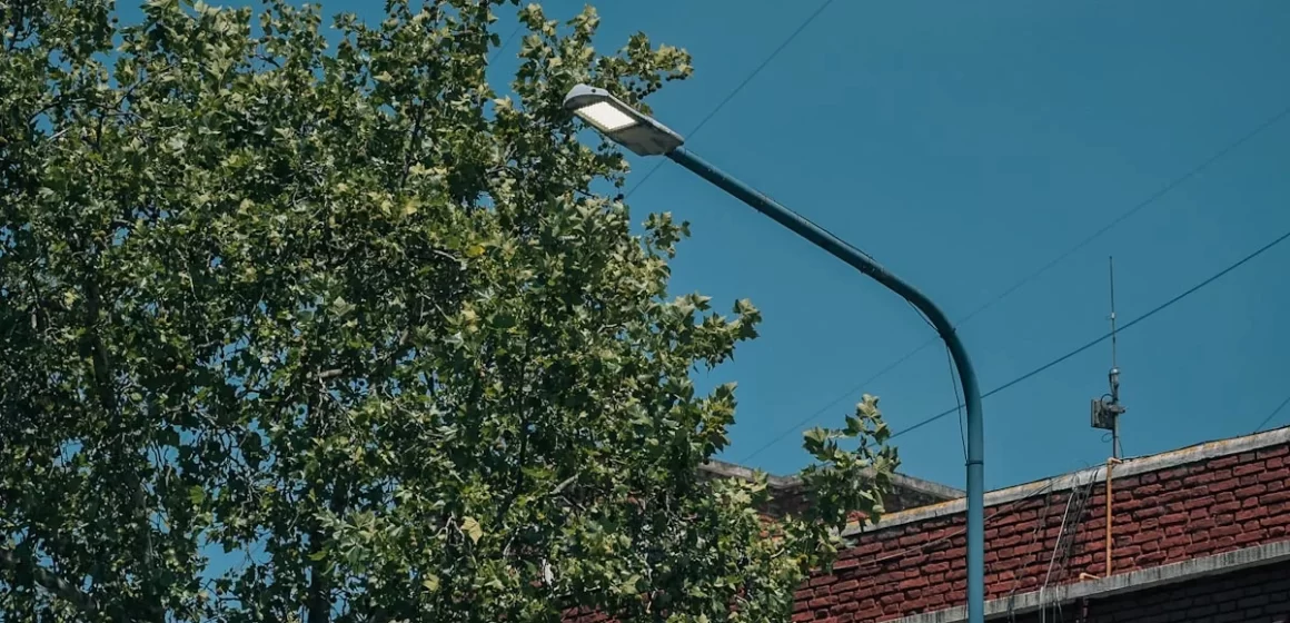 El alumbrado público pasará a la boleta de luz desde mayo tras un acuerdo con EDEA