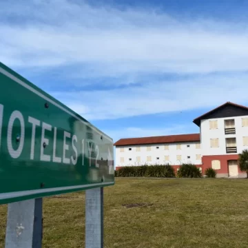 La Provincia cruzó al Gobierno por la posible privatización de Chapadmalal: “No vamos a permitir que rematen nuestra historia”